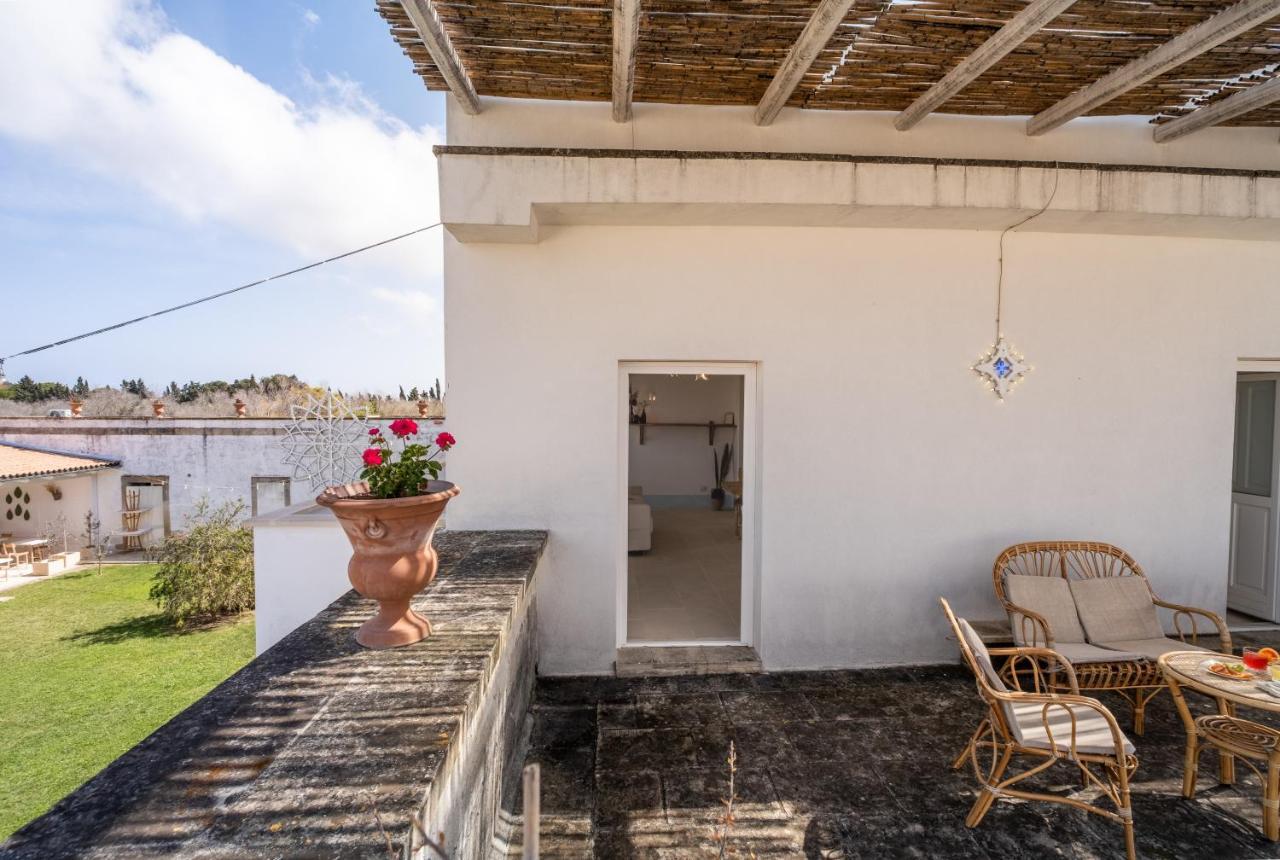 Masseria Rauccio Torre dell'Orso Eksteriør billede